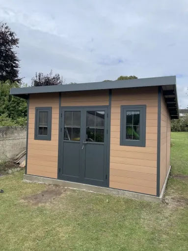 Installation d'un abri de jardin en composite à Nouvion, Berck, FF - CREABOIS