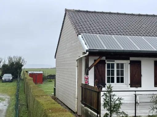Isolation sous bardage pvc sur la commune de Vron , Berck, FF - CREABOIS