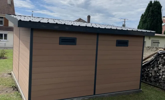 Installation d'un abri de jardin en composite à Nouvion, Berck, FF - CREABOIS