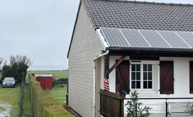 Isolation sous bardage pvc sur la commune de Vron , Berck, FF - CREABOIS